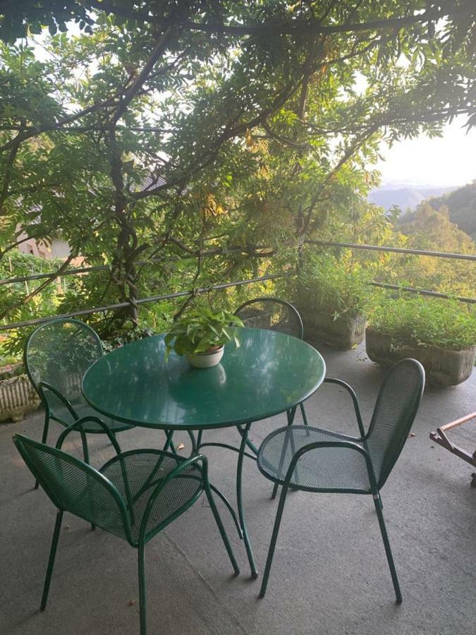 Willa Casa Vacanze Le Violette Brunate Zewnętrze zdjęcie